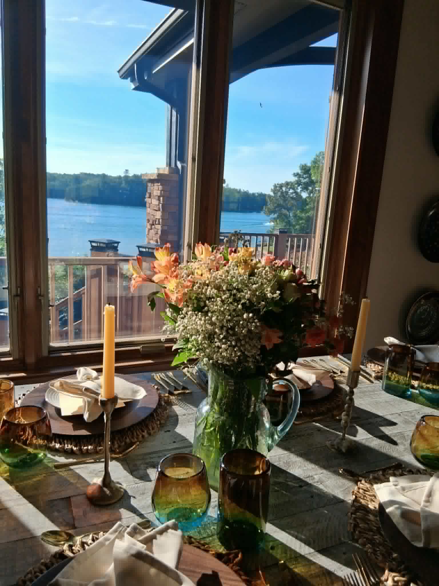 A Blue Ridge Girls’ Retreat Full of Color, Energy, and Really Good Food